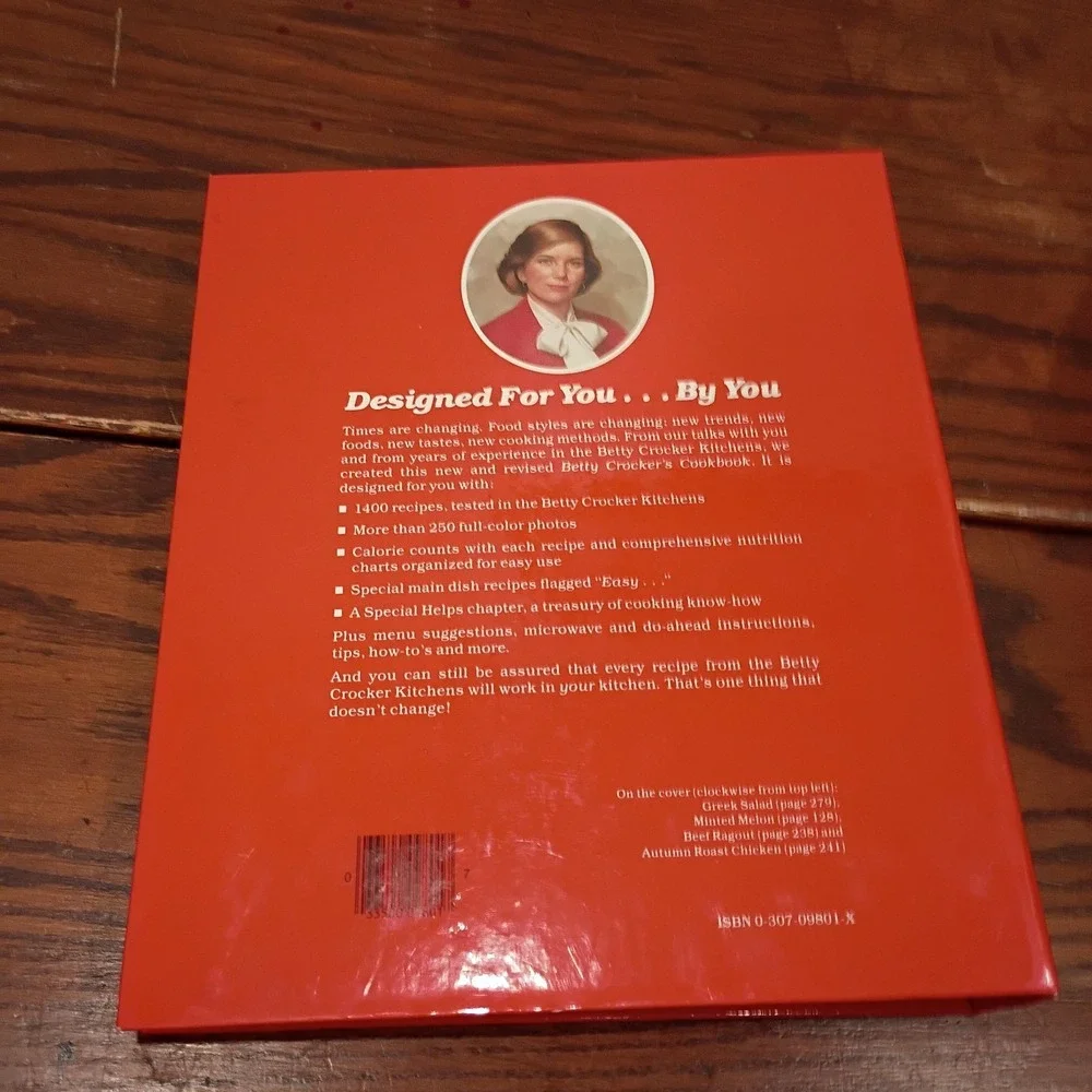Betty Crocker's Cookbook 1989 5 Ring Binder HC Seventh Printing Golden Press